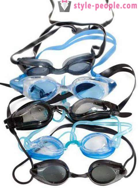 Kā izvēlēties brilles peldēšanai: padomi