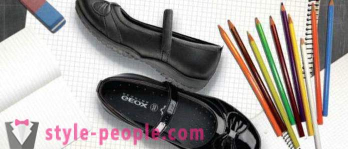 Kā izvēlēties kurpes meitenēm skolā: Padomi un atsauksmes par ražotāju