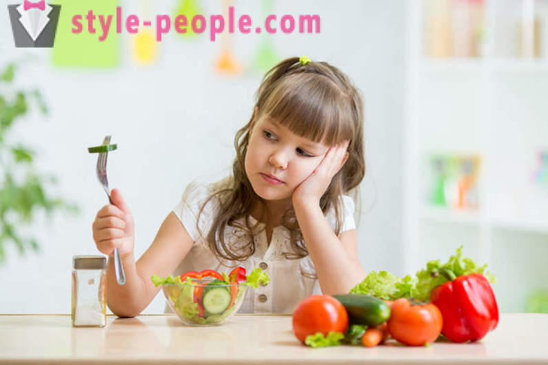 Kā mācīt bērnam ēst dārzeņus