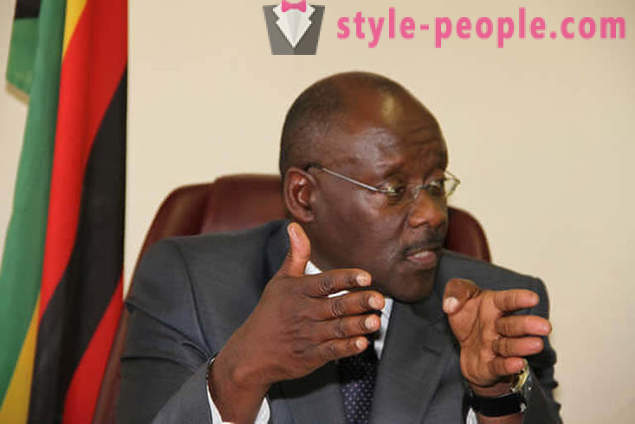 Zimbabve ministrs nepieņēma izmēru ķīniešu prezervatīvus
