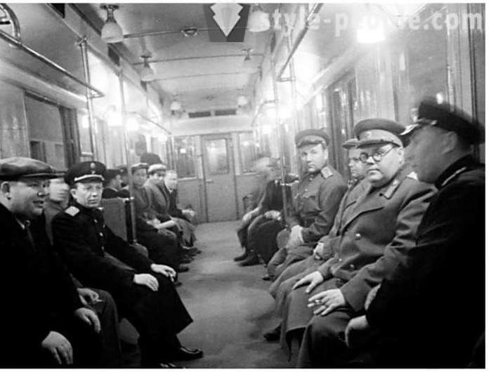Maskavas metro, kas kara laikā ir kļuvusi mājvieta daudzām
