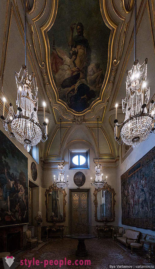 Krievijas vēstnieka rezidence Romā: lielākais un skaisti!