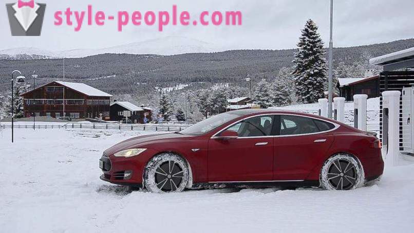 Tesla Motors gatavojas oficiālo izlaišanu uz Krievijas tirgu