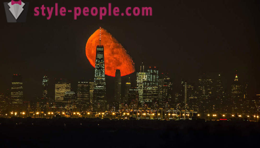 Bloody Moon vairāk Manhattan