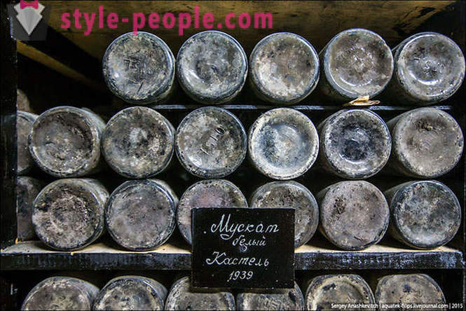 Slavenais Massandra vīna kolekcija