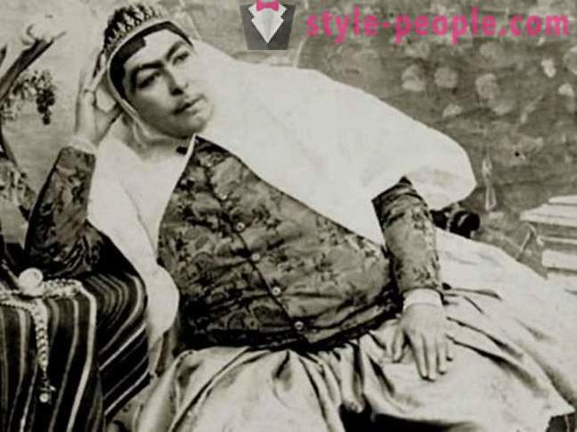 Tā izskatās nesalīdzināmas sieviete Irānas Shah