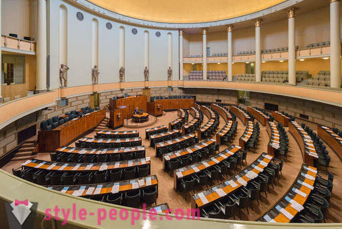 Tour parlamenta Somijas un