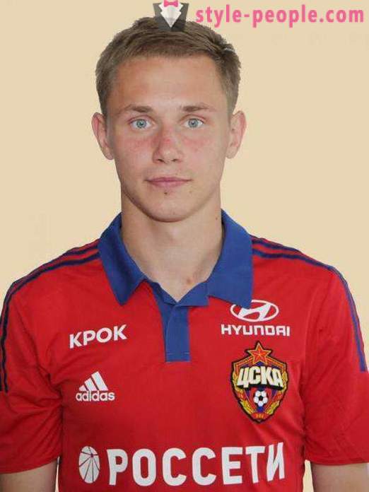 Futbolists Dmitri Efremov: biogrāfija, sporta karjera