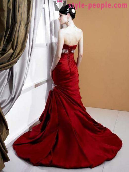 Sarkana vai balta kāzu kleitu?