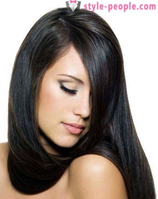 Vitamīni matu augšanu - pompozi garantija skaistumu un veselīgu galvas matu spodrināšana